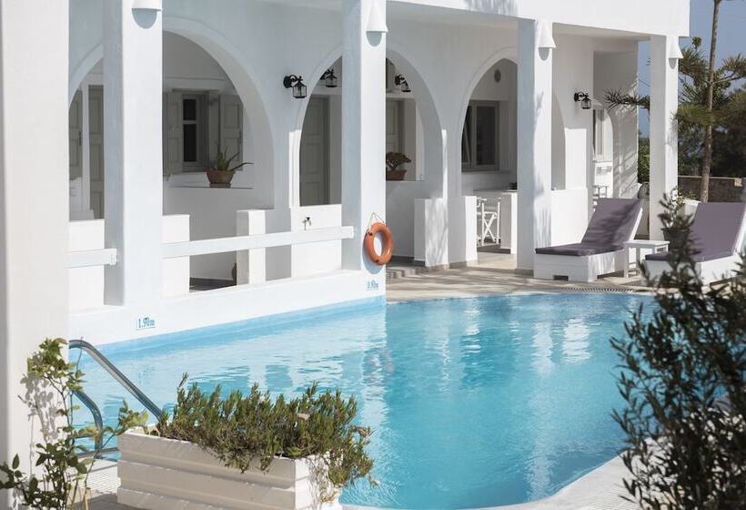 هتل Villa Galinia