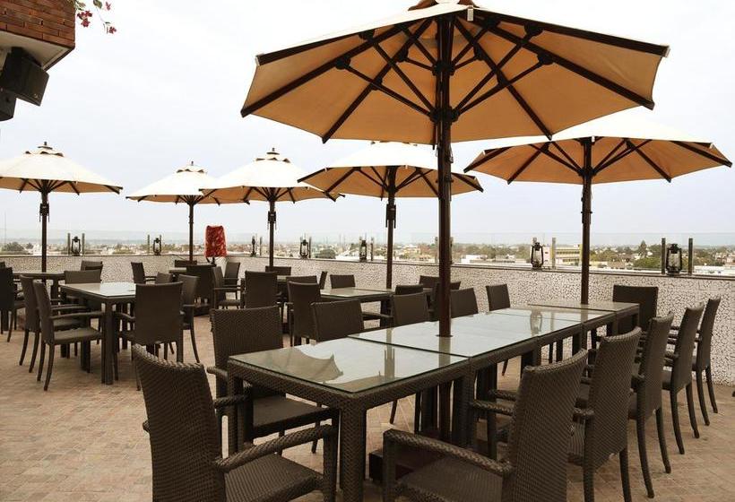 هتل ZO Rooms Iconic Panchkula Sector 11