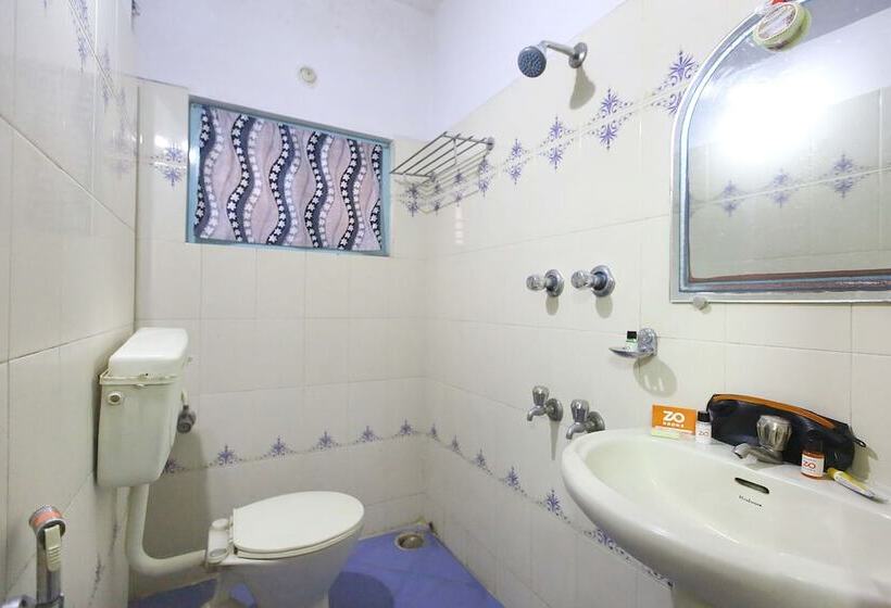 בית מלון כפרי Zo Rooms Rajajinagar 5th Block