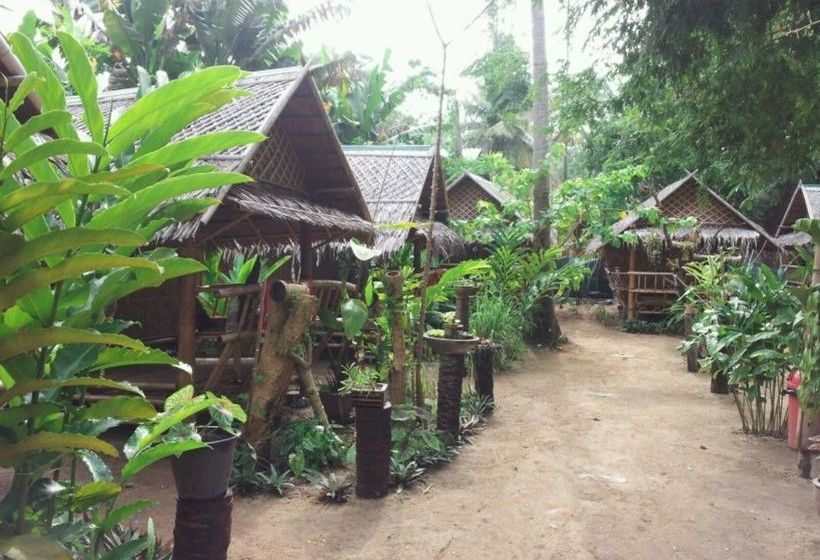 Jackie Bamboo House - Hostel