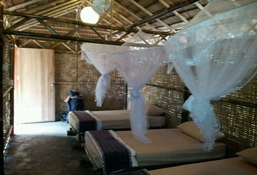 Jackie Bamboo House - Hostel