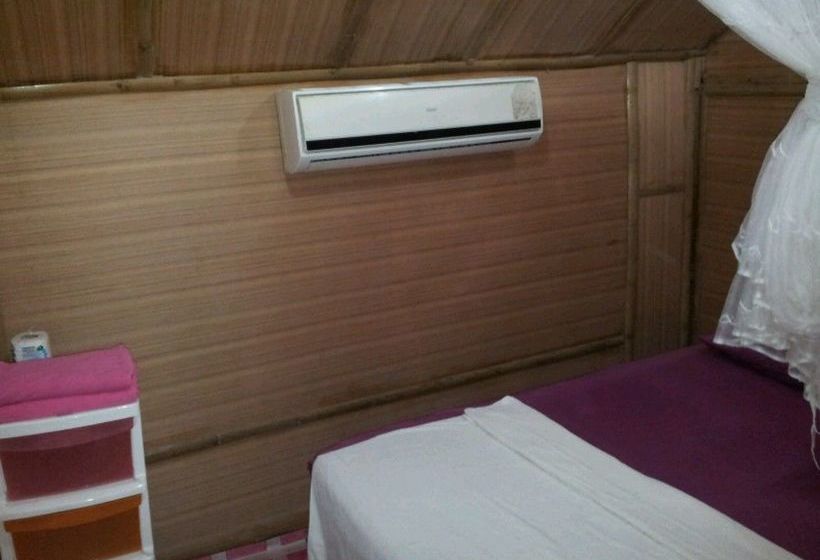 Jackie Bamboo House - Hostel