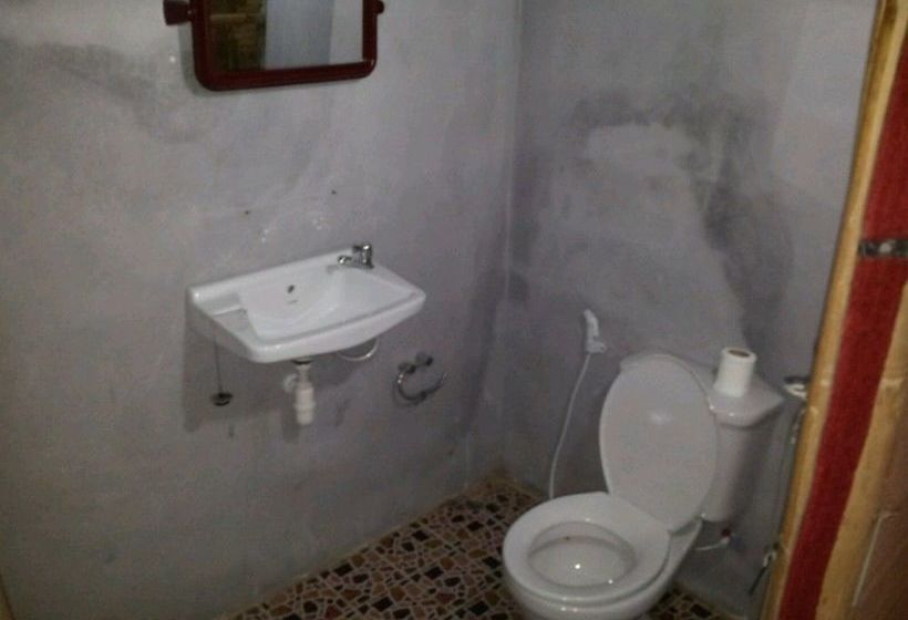 Jackie Bamboo House - Hostel