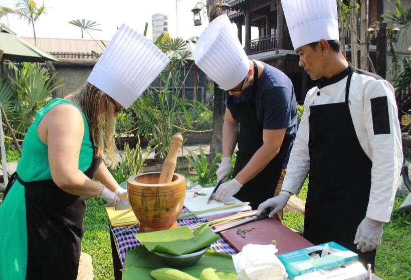 Khmer Paradise Villa