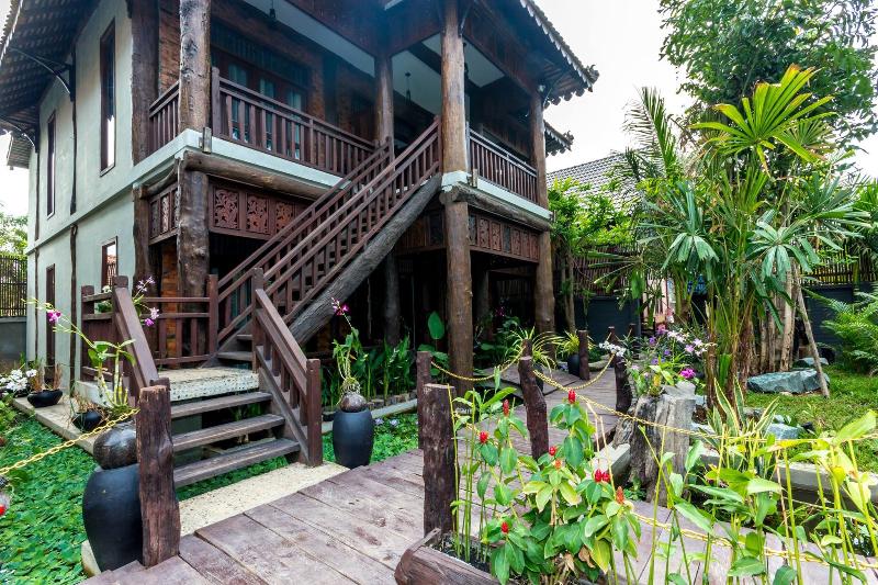 Khmer Paradise Villa
