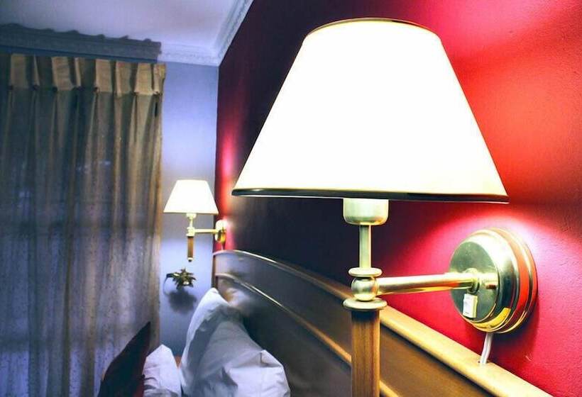 بنسيون Furnace Lodge