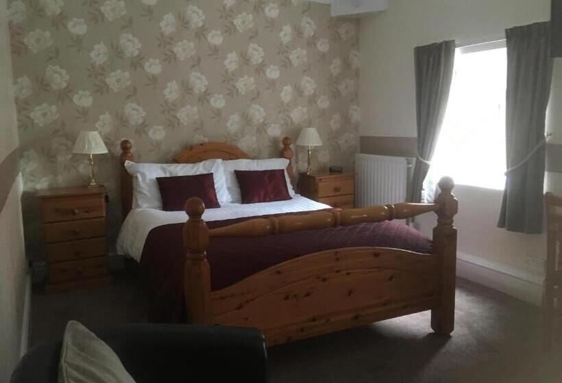 פנסיון Grove House Guest House