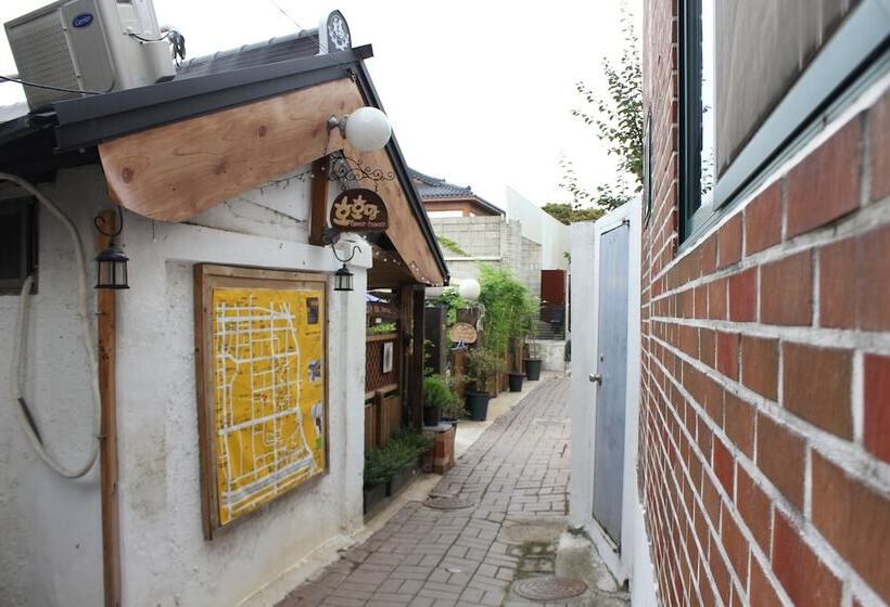 פנסיון Hohomom Guesthouse