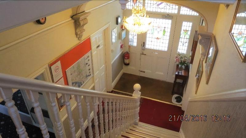 بنسيون Hunters Lodge Guest House