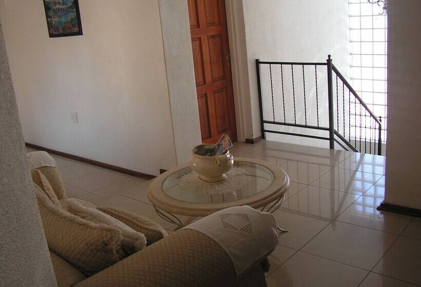 بنسيون Moshitametsi Guesthouse