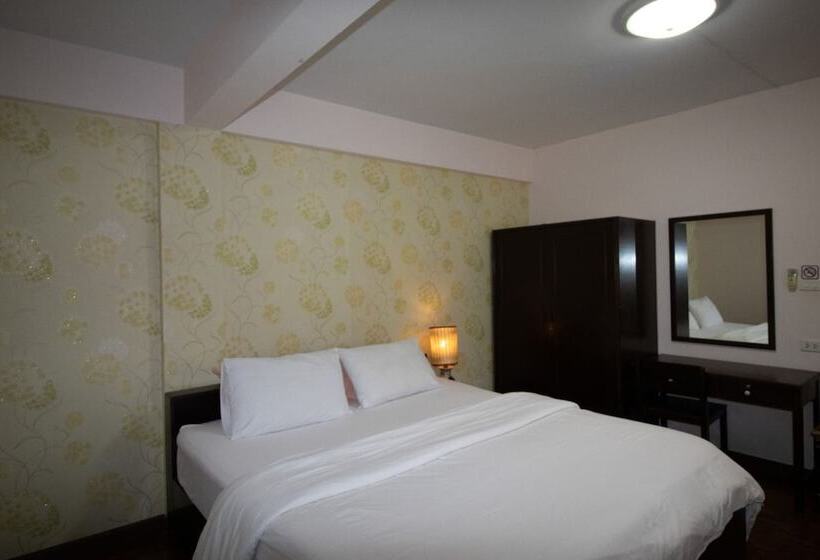 Пансион Sabai House