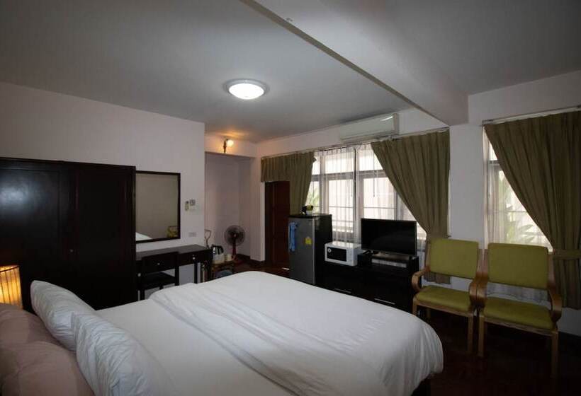 Пансион Sabai House