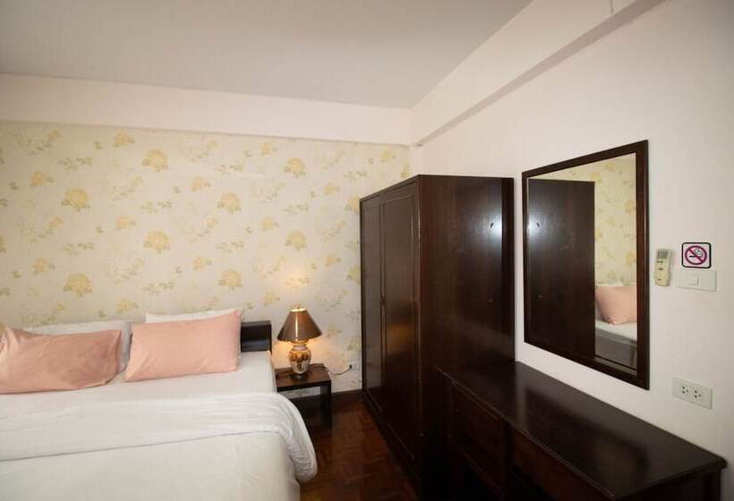 Пансион Sabai House