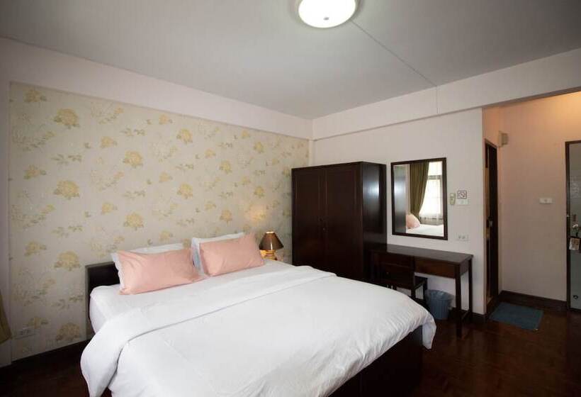 Пансион Sabai House