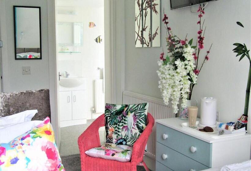 펜션 St Edmunds Guest House