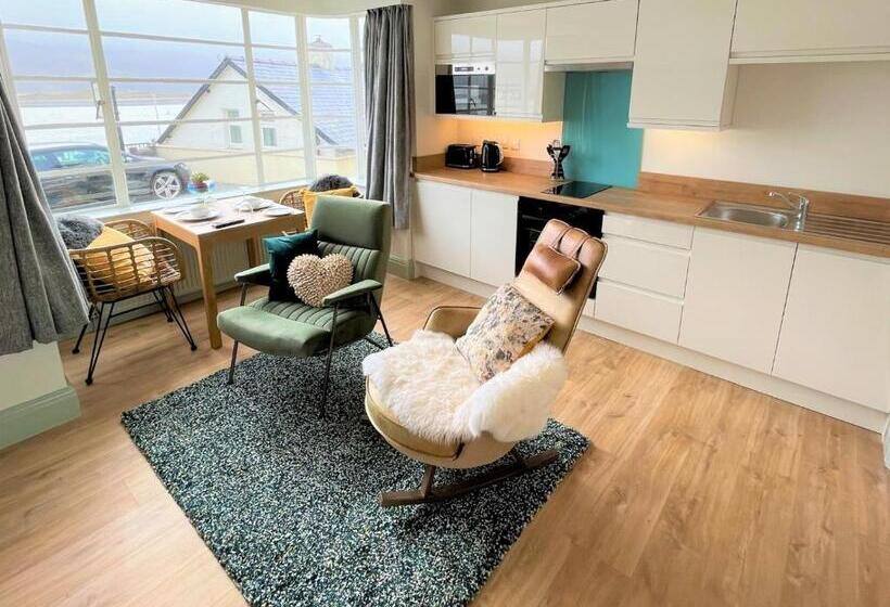 פנסיון Sunray Apartments