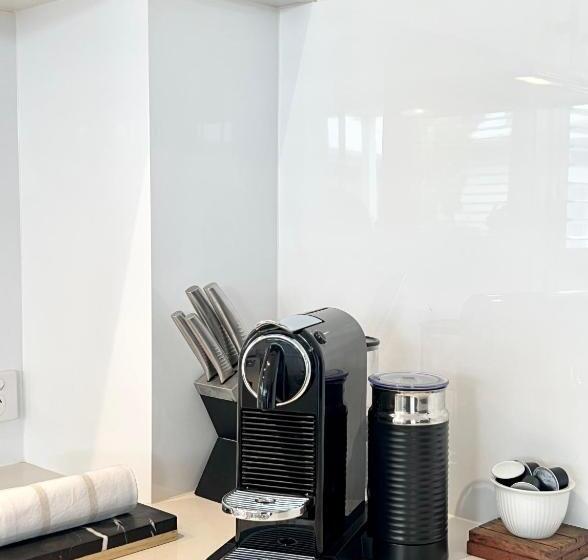 پانسیون The Beach Shack Byron Bay