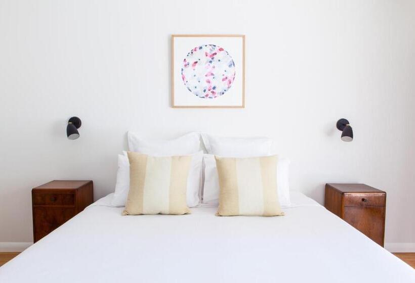 پانسیون The Beach Shack Byron Bay