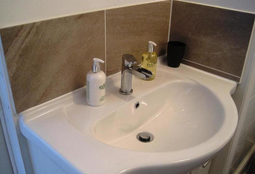 膳宿费 The Melville