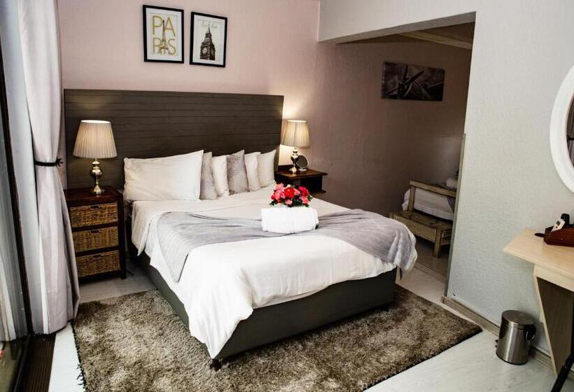 פנסיון Woodpecker Guesthouse