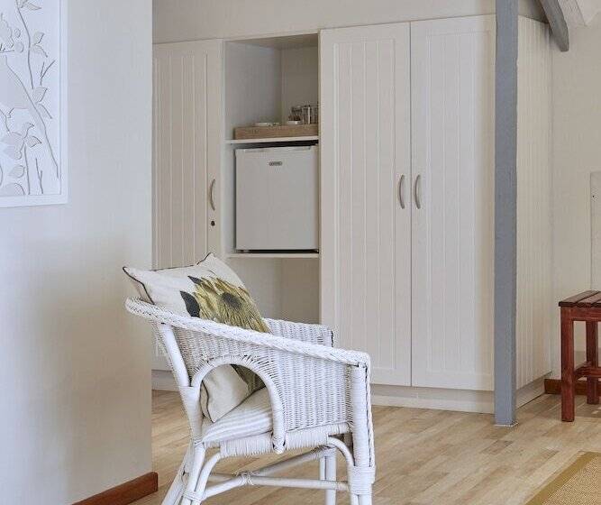 פנסיון Yellow Aloe