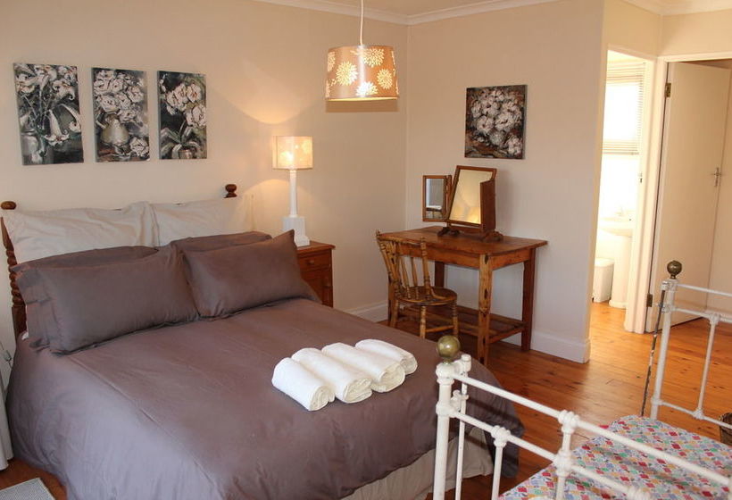Protea Wilds Retreat