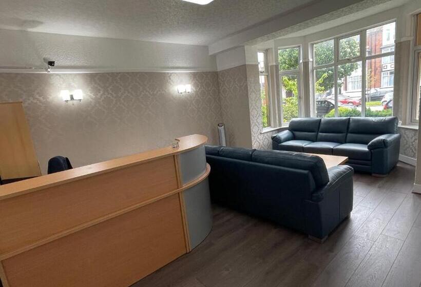 Queens Hotel, Skegness