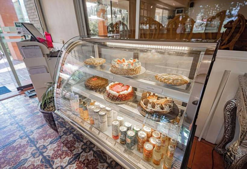 Kurort  Whiterock Beach Hotel + Waterpark