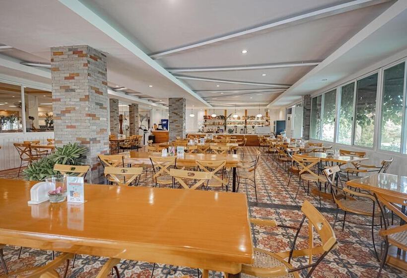 Kurort  Whiterock Beach Hotel + Waterpark