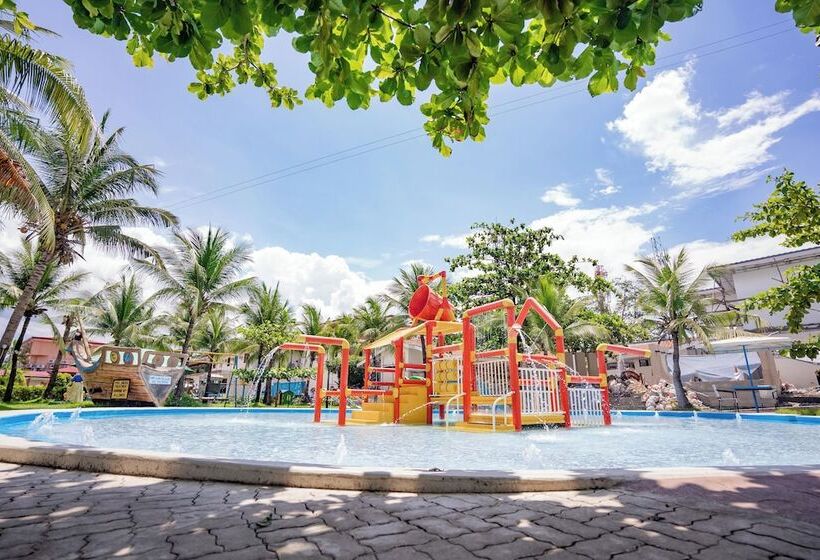 Kurort  Whiterock Beach Hotel + Waterpark