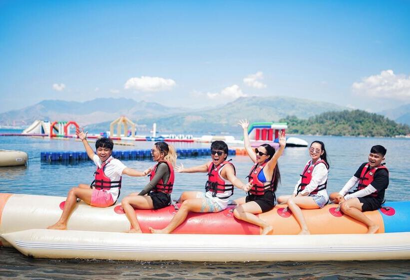 Kurort  Whiterock Beach Hotel + Waterpark