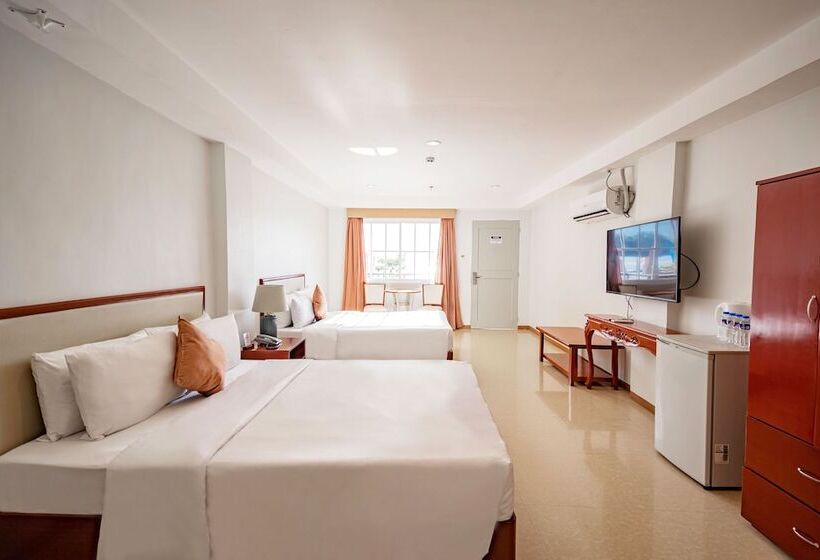 Kurort  Whiterock Beach Hotel + Waterpark