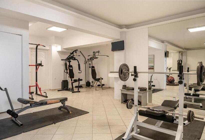 Romantica Hotel Apartments