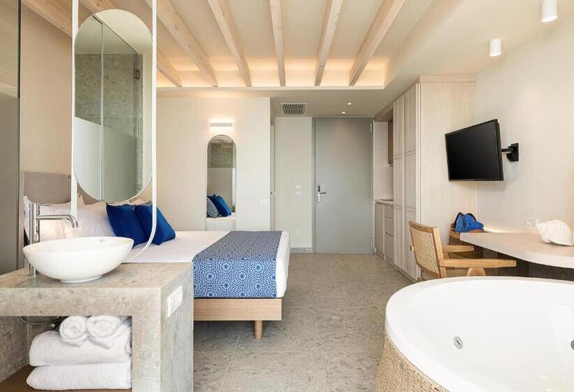 Romantica Hotel Apartments