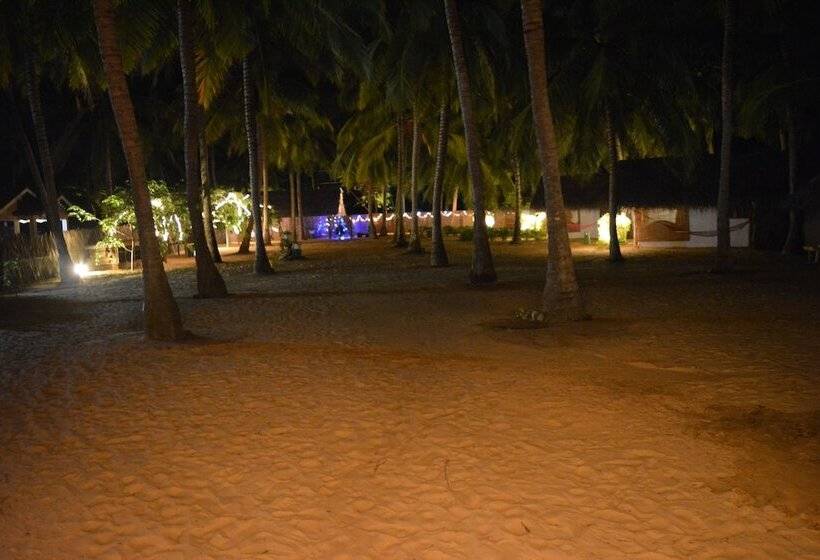 Roshanne Beach Resort