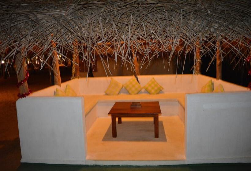 Roshanne Beach Resort