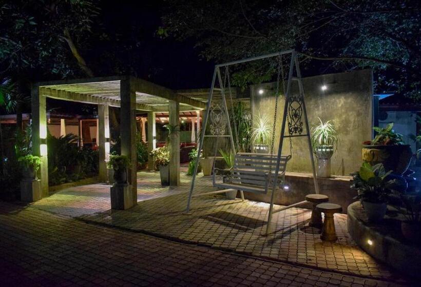 Tishan Holiday Resort