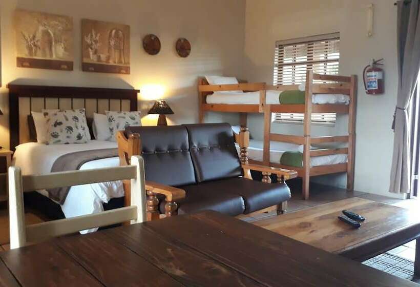 Tourist Lodge Gansbaai
