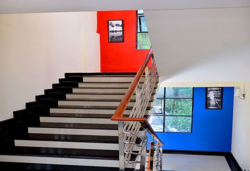 호텔 French Avenue