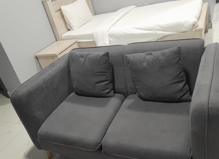 호텔 Paris Furnished Apartments   Tabasum Group