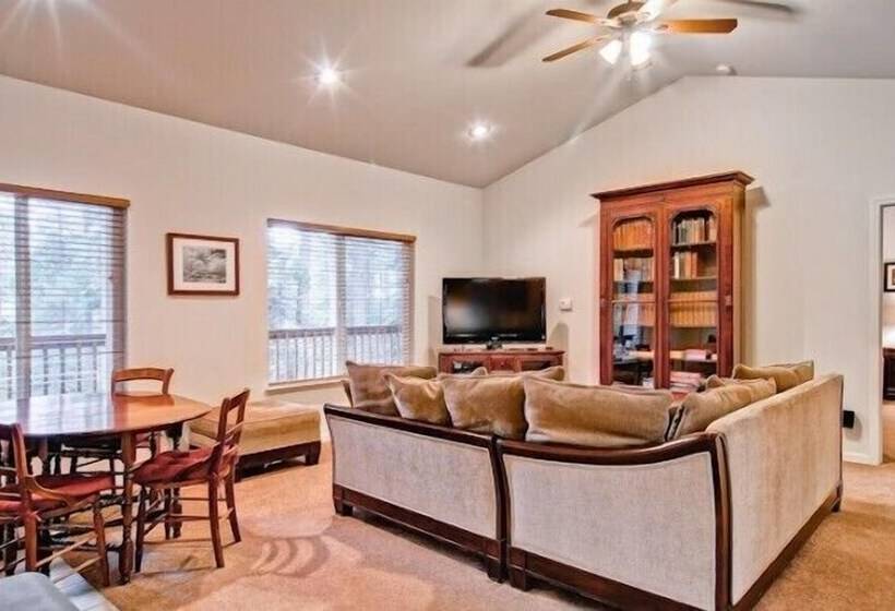 Scenic Wonders Eagles Nest 2 Bedrooms