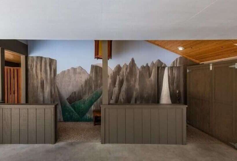 Scenic Wonders Falcon S Nest 3 Bedrooms