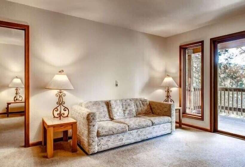 Scenic Wonders Muir House 3 Bedrooms