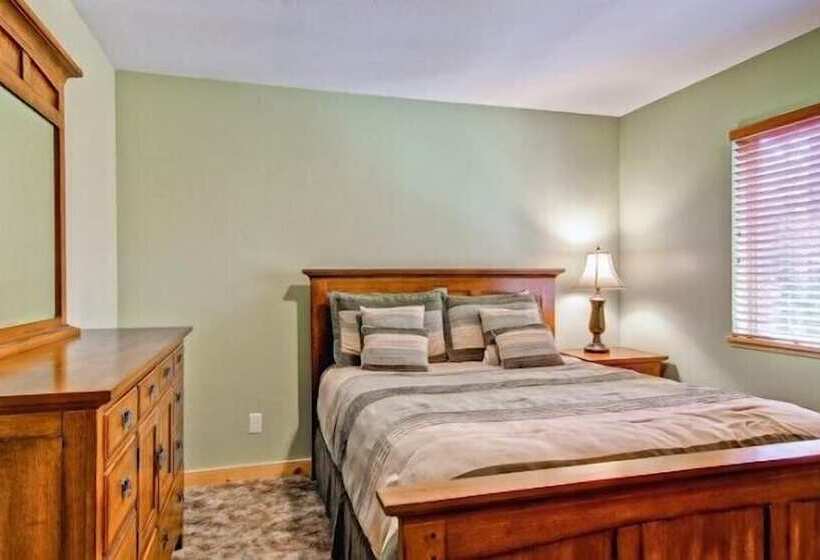 Scenic Wonders Sequoias 3 Bedrooms