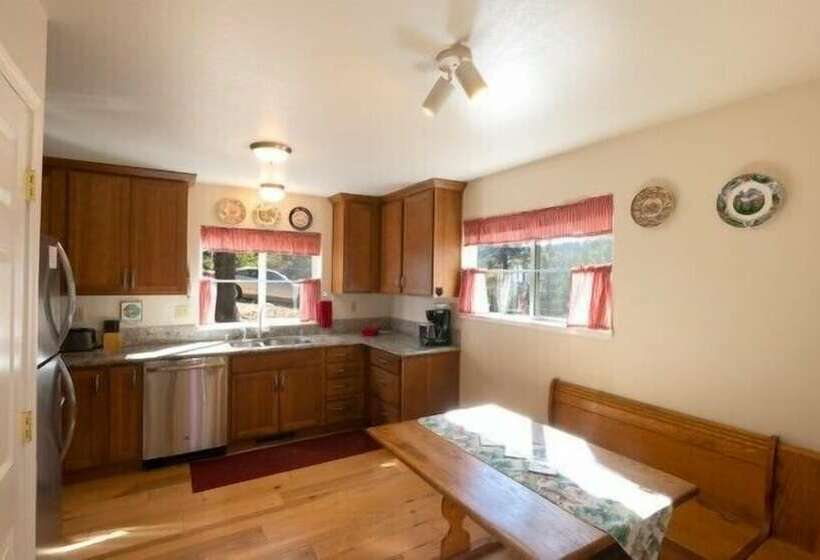 Scenic Wonders Yosemite Park Place 3 Bedrooms