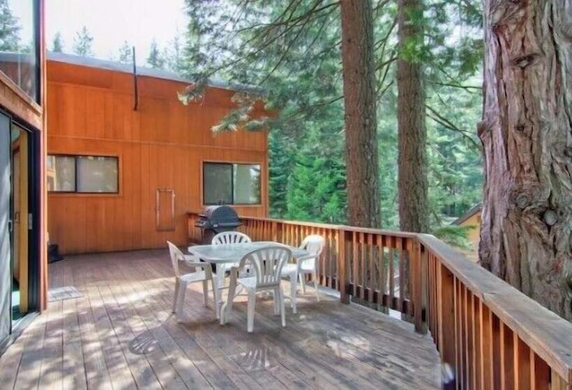 Scenic Wonders Yosemite View 3 Bedrooms