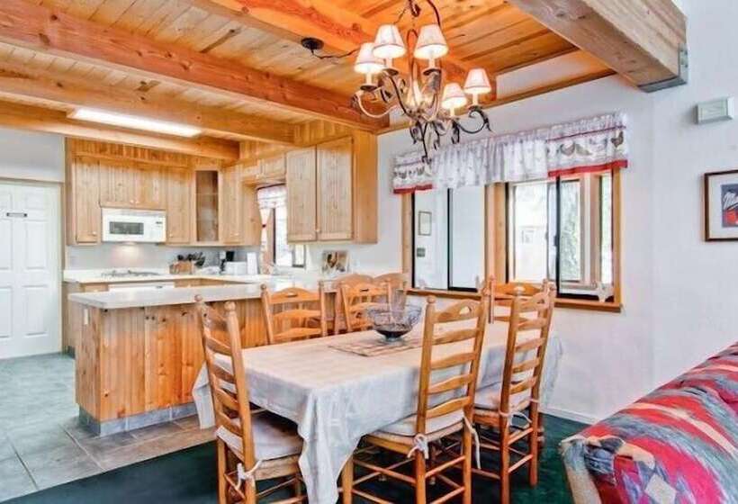 Scenic Wonders Yosemite View 3 Bedrooms