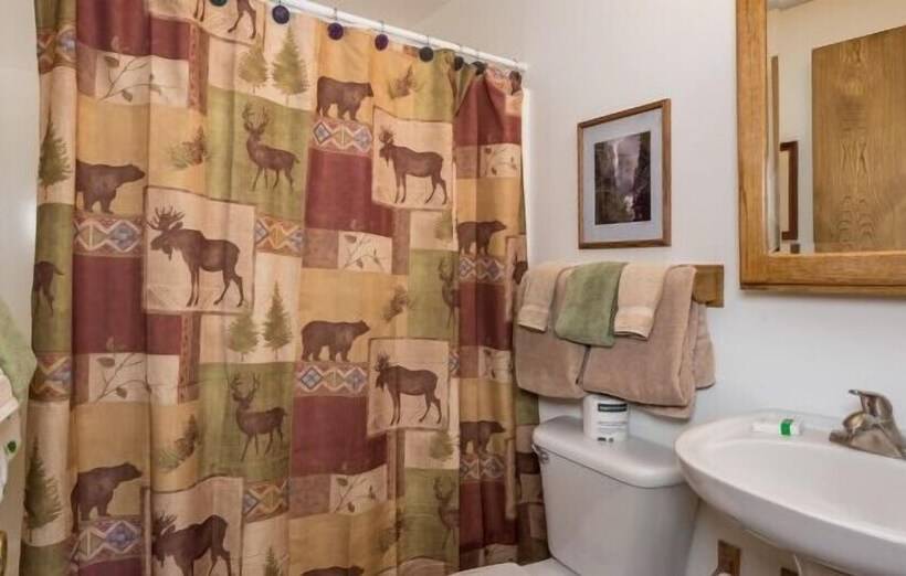 Scenic Wonders Yosemite Vista 3 Bedrooms