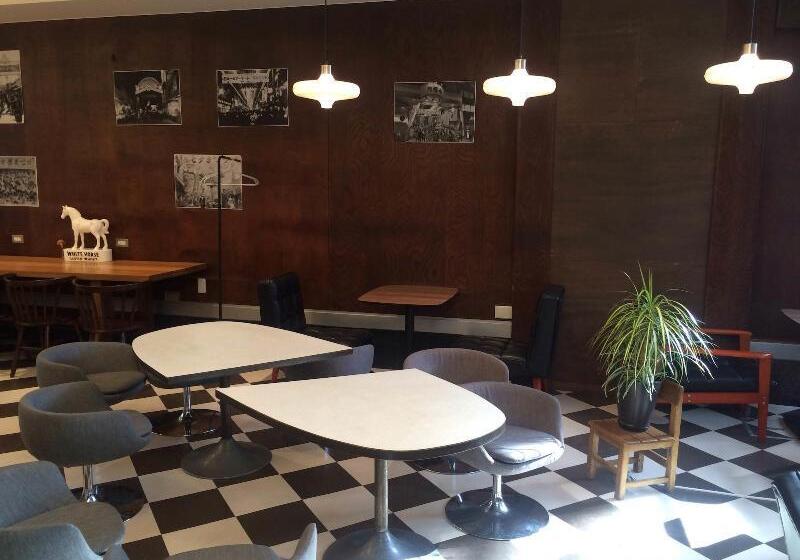 ユースホステル Cafe & Guest House Nagonoya