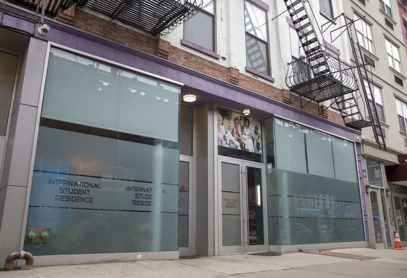 هاستل International Students Residence